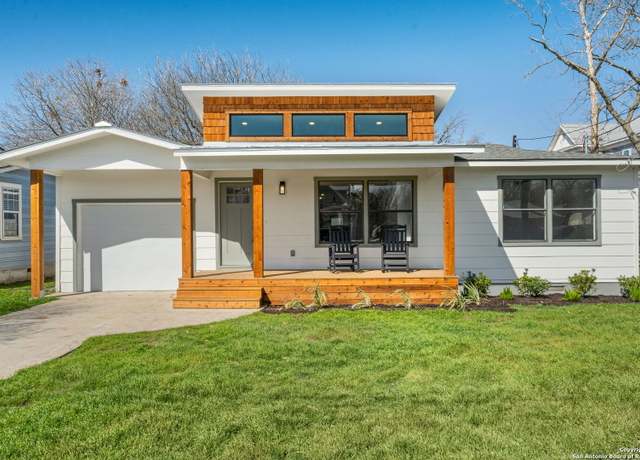 Property at 320 Hickman, Boerne, TX 78006, 3 beds, 2 baths