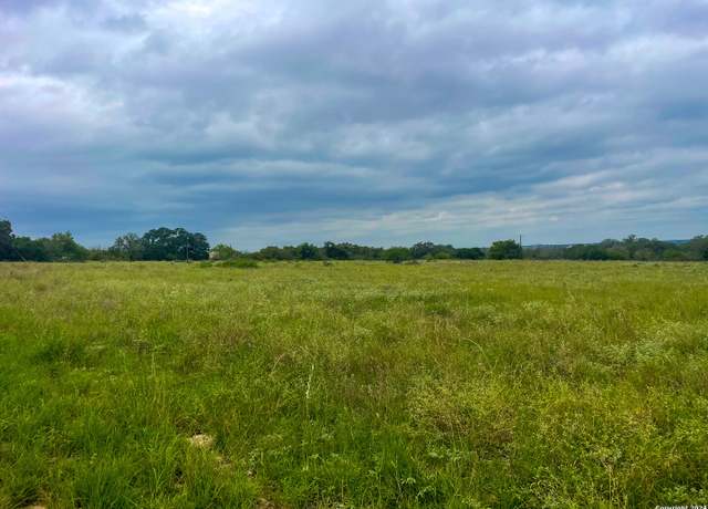 Property at 140 Lone Star Dr, Poteet, TX 78065