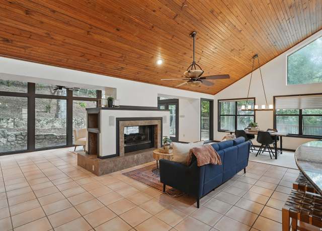 Property at 830 Candlewood, New Braunfels, TX 78130, 4 beds, 3 baths