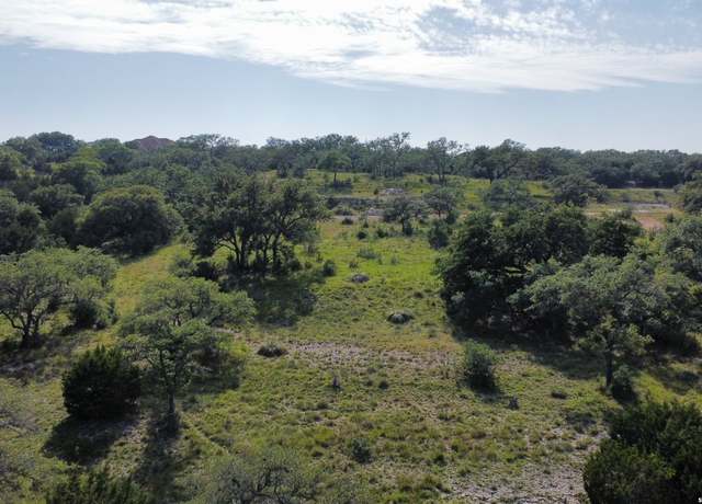 Property at 104 Caprock Cir, Boerne, TX 78006