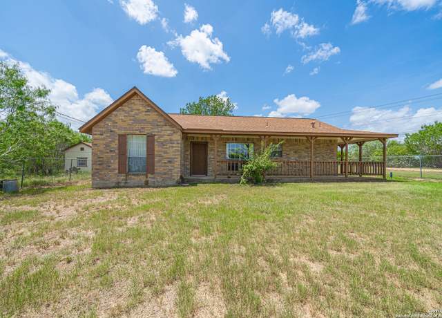 Property at 8540 Real Rd, San Antonio, TX 78263, 3 beds, 2 baths