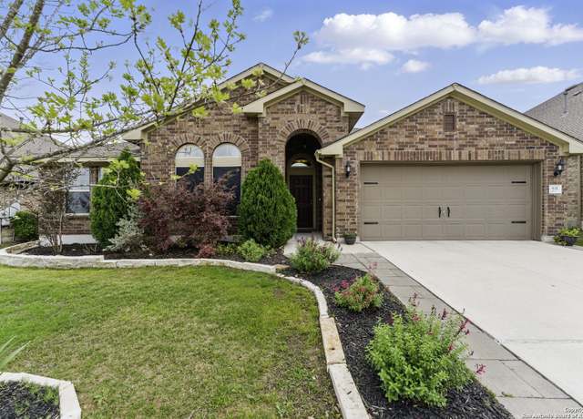 Property at 631 Ridgeglen Dr, New Braunfels, TX 78130, 4 beds, 2 baths