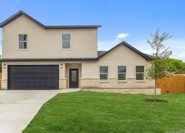 Property at 114 S Minter St, San Antonio, TX 78207, 3 beds, 2.5 baths