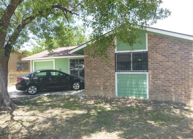 Property at 5927 Stoney Crk, San Antonio, TX 78242, 3 beds, 1 bath