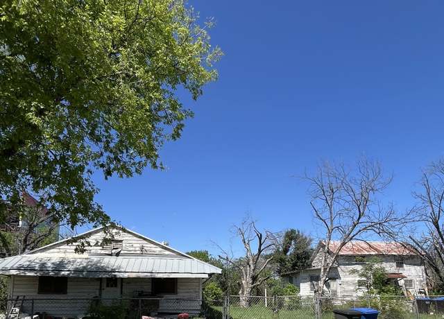 Property at 183 Jasmine Ln, San Antonio, TX 78237-4005, 6 beds, 2.5 baths