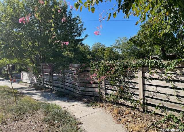 Property at 531 Dakota, San Antonio, TX 78203