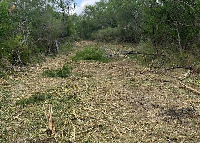 Property at 1513 Old Highway 90, Castroville, TX 78009, 1 bed, 1 bath