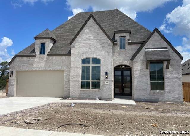 Property at 309 Barton, Boerne, TX 78006, 4 beds, 4.5 baths