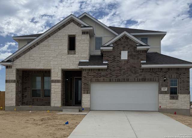 Property at 547 White Oak, Castroville, TX 78009, 4 beds, 3.5 baths