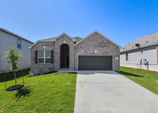 Property at 210 West Boerne Harbor Dr, Boerne, TX 78006, 3 beds, 2 baths