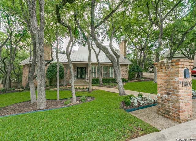 Property at 11607 Elm Rdg, San Antonio, TX 78230, 5 beds, 5 baths