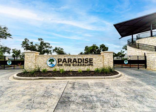 Property at 1922 Paradise Pkwy, Canyon Lake, TX 78133