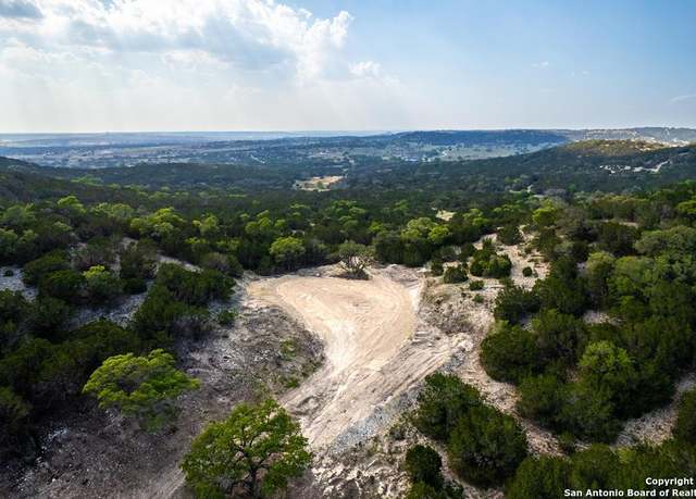 Property at 352 Dark Sky Path, Kerrville, TX 78028