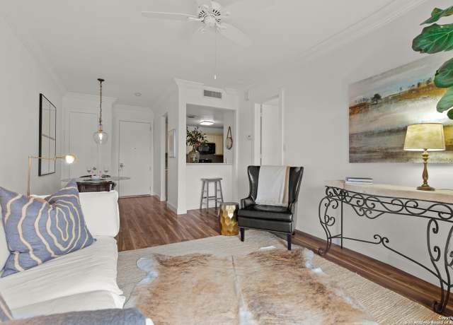 Property at 7709 Broadway #321, San Antonio, TX 78209, 1 bed, 1 bath