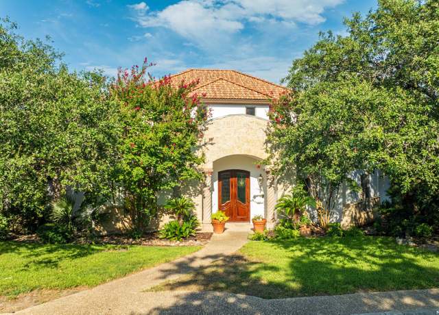 Property at 22 Royal Gardens Dr, San Antonio, TX 78248-1574, 5 beds, 3.5 baths