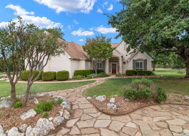 Property at 221 Park Rdg, Boerne, TX 78006, 4 beds, 3 baths