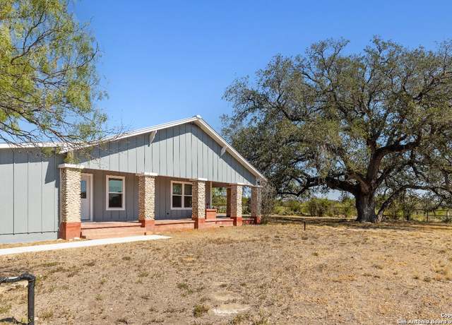 Property at 21419 US Hwy 90, Sabinal, TX 78881, 2 beds, 1 bath