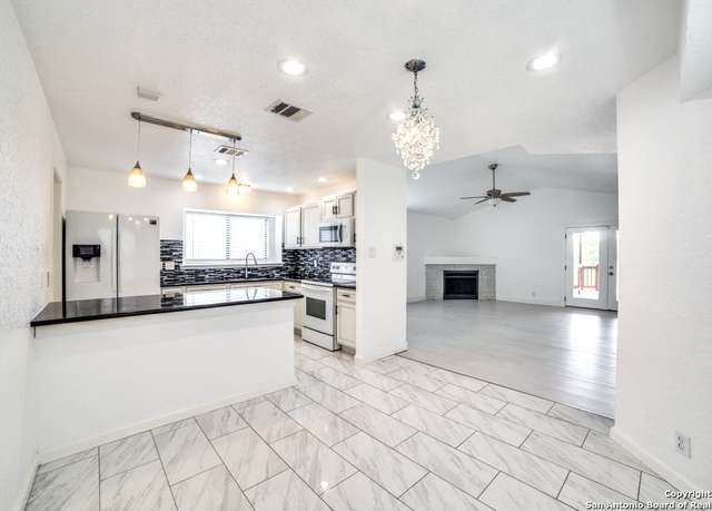 Property at 431 Saddlebrook, San Antonio, TX 78245, 3 beds, 2 baths
