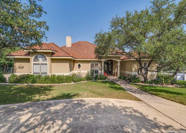 Property at 24810 Parview Cir, San Antonio, TX 78260, 4 beds, 4 baths