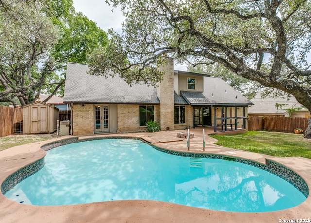 Property at 2922 Low Oak St, San Antonio, TX 78232, 5 beds, 2.5 baths