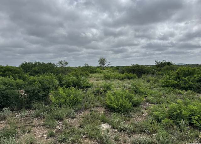 Property at 660 Legend Hls, Uvalde, TX 78801