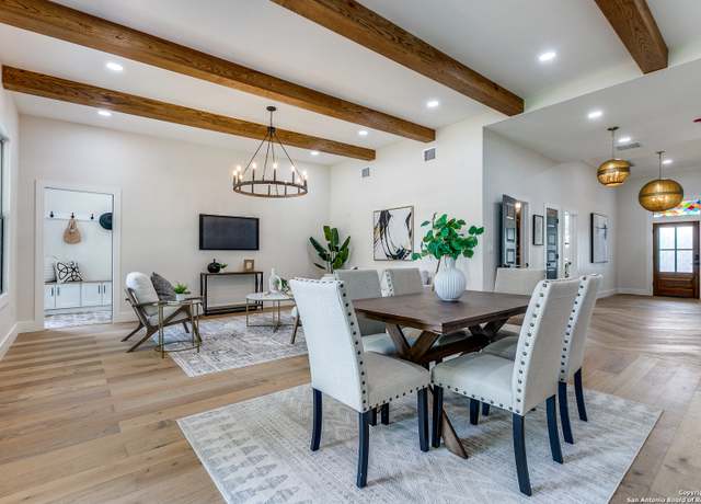 Property at 205 E Rische, San Antonio, TX 78204, 3 beds, 2.5 baths