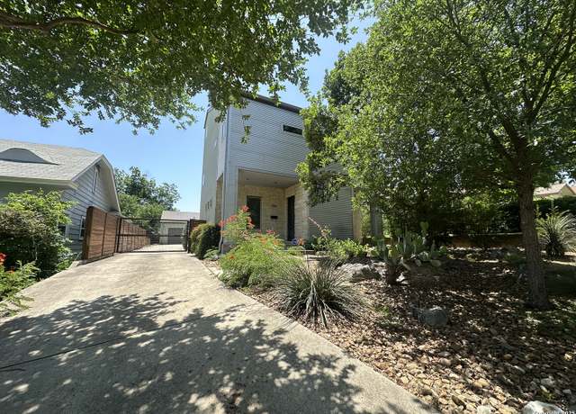 Property at 1506 W Mistletoe Ave, San Antonio, TX 78201-5445, 3 beds, 2.5 baths
