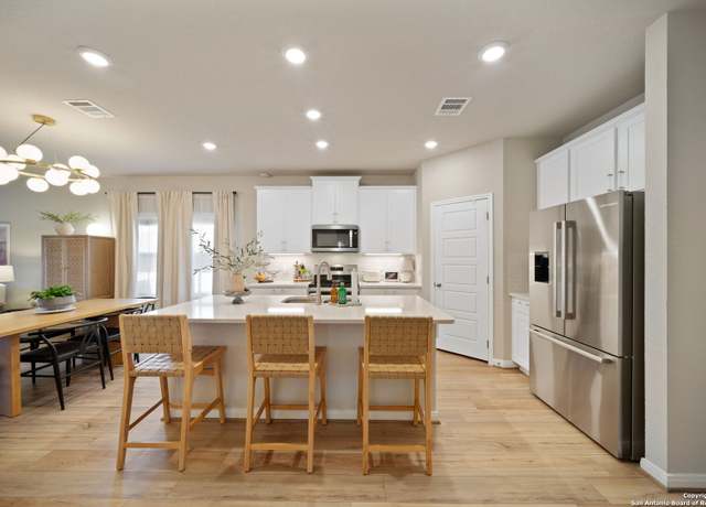 Property at 213 Goodfella Ave, Cibolo, TX 78108, 4 beds, 2.5 baths