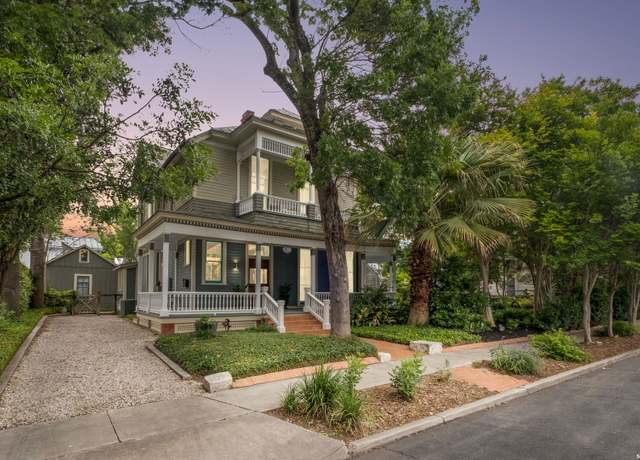 Property at 516 E Guenther St, San Antonio, TX 78210-1186, 3 beds, 2.5 baths