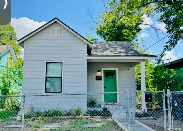 Property at 1222 Mason St, San Antonio, TX 78208, 2 beds, 2 baths