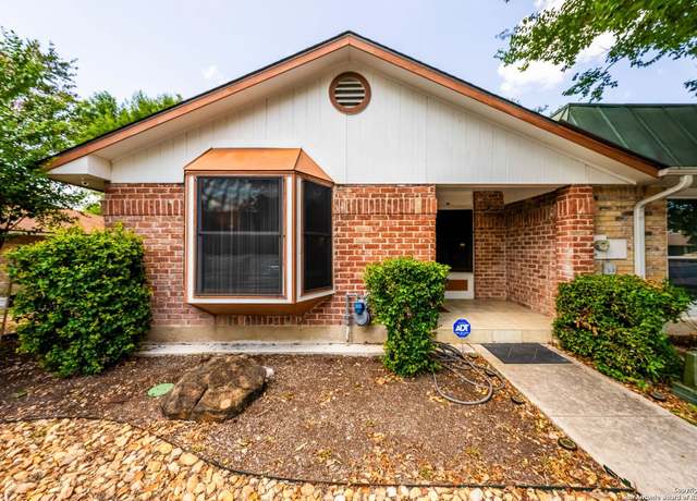 Property at 5007 Arbor Ridge Dr, San Antonio, TX 78228, 3 beds, 2 baths