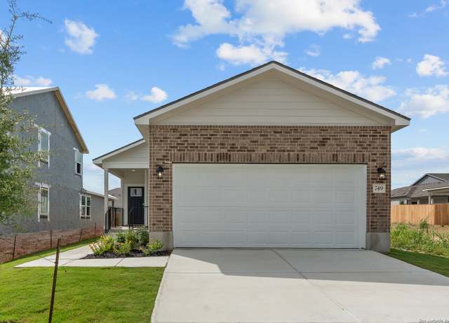 Property at 749 Whitman St, New Braunfels, TX 78130, 3 beds, 2 baths