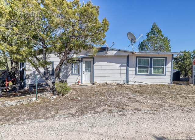 Property at 407 S Skyview Ln, Camp Wood, TX 78833, 2 beds, 1 bath