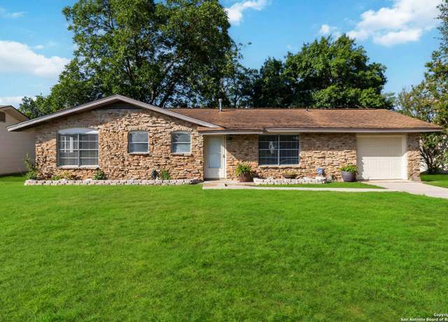Property at 211 Balboa, Universal City, TX 78148, 3 beds, 2 baths