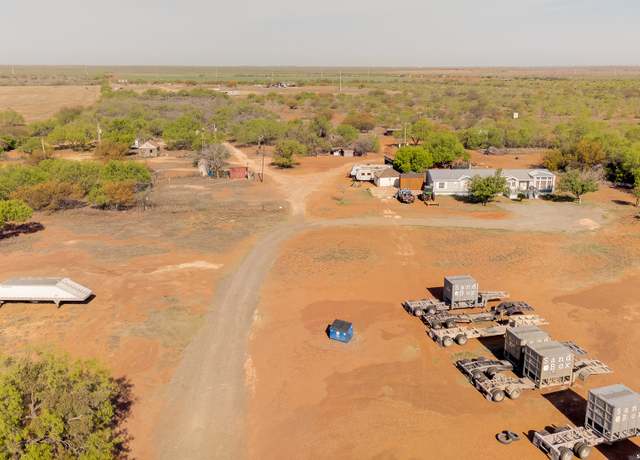 Property at 1160 Hwy 85 W, Dilley, TX 78017, 3 beds, 1.5 baths