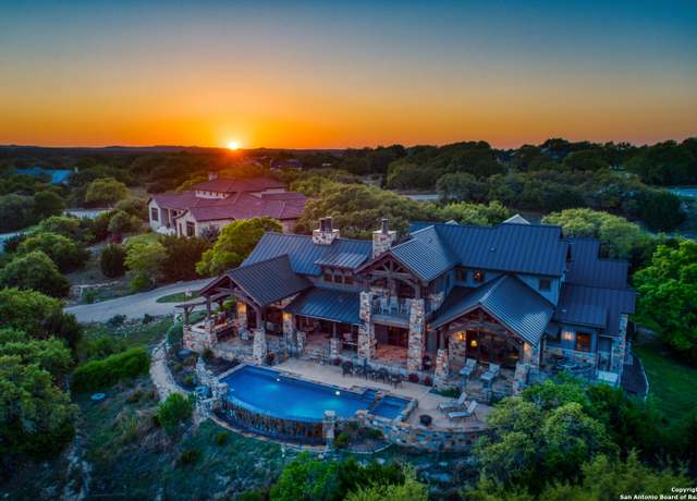 Property at 12 Muirfield, Boerne, TX 78006, 3 beds, 4 baths