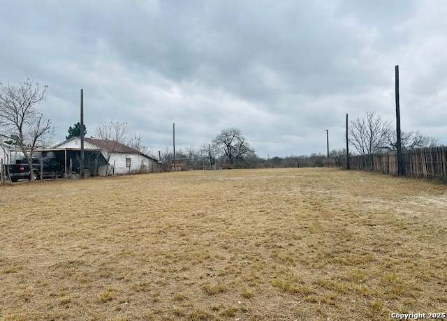 Property at 786 W Villaret Blvd, San Antonio, TX 78221