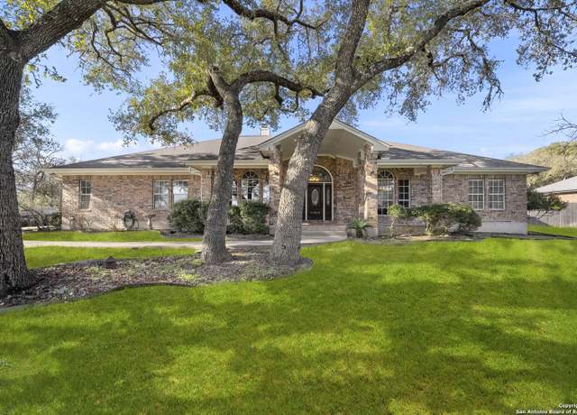 Property at 725 Willow Rdg, San Marcos, TX 78666, 4 beds, 3 baths