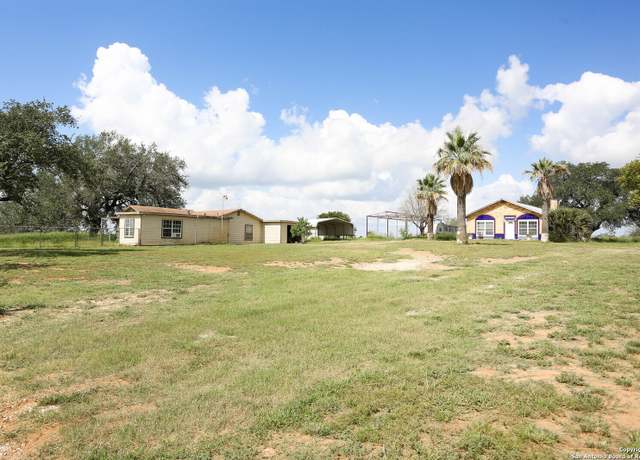 Property at 10705 N State Hwy 16, Poteet, TX 78065, 3 beds, 2 baths
