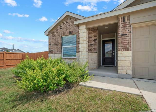 Property at 4554 Martin Way, San Antonio, TX 78222-2914, 4 beds, 3 baths