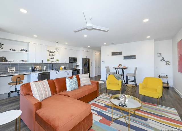 Property at 2165 Gabriels Place Unit 1212 #1212, New Braunfels, TX 78130, 1 bed, 1 bath