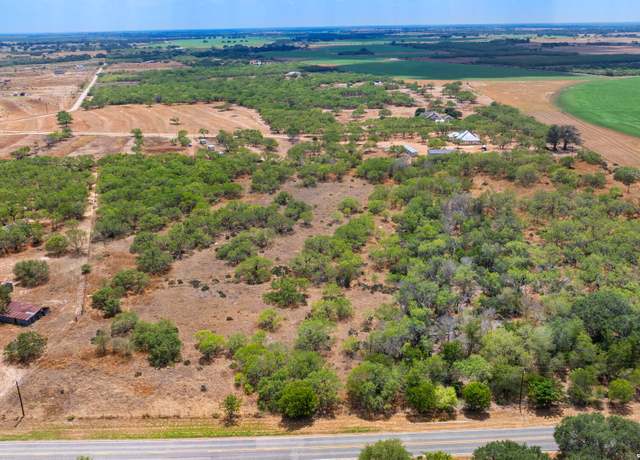 Property at 14535 Fm 536, Pleasanton, TX 78064
