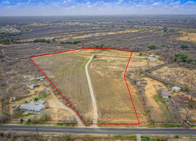 Property at 12330 Pearsall Rd, Atascosa, TX 78002