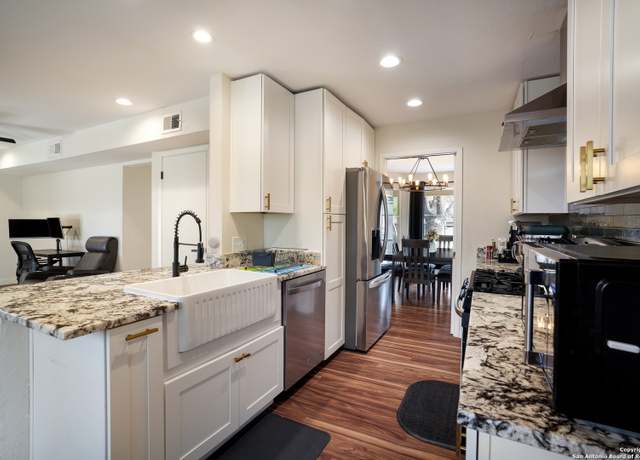 Property at 131 Nocturne Dr, San Antonio, TX 78216, 4 beds, 3 baths