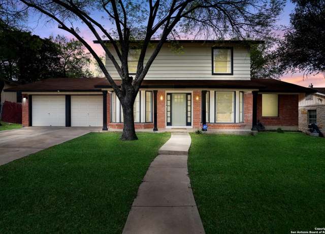 Property at 131 Nocturne Dr, San Antonio, TX 78216, 4 beds, 3 baths
