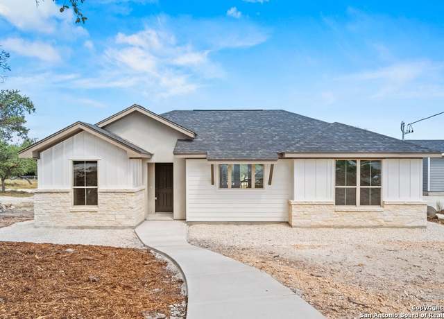 Property at 821 Scenic Hls, Canyon Lake, TX 78133, 4 beds, 2 baths