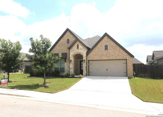 Property at 2965 Grove Way, Seguin, TX 78155, 4 beds, 3.5 baths