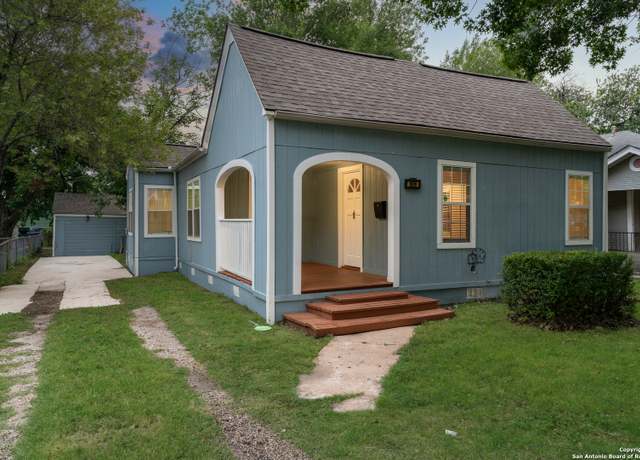 Property at 1806 W Mistletoe Ave, San Antonio, TX 78201, 2 beds, 1 bath