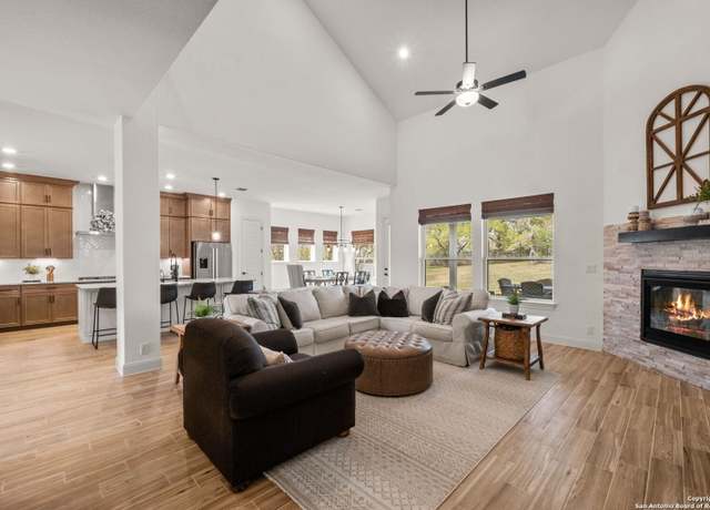 Property at 1911 Kerrisdale, San Antonio, TX 78260, 5 beds, 3.5 baths