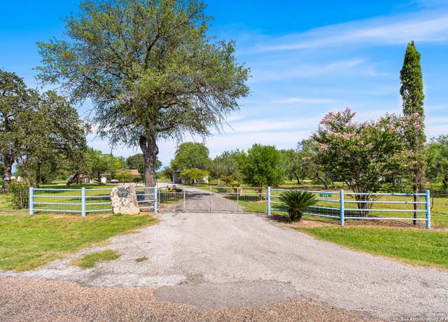 Property at 400 Blue Quail, Lytle, TX 78052, 3 beds, 2 baths